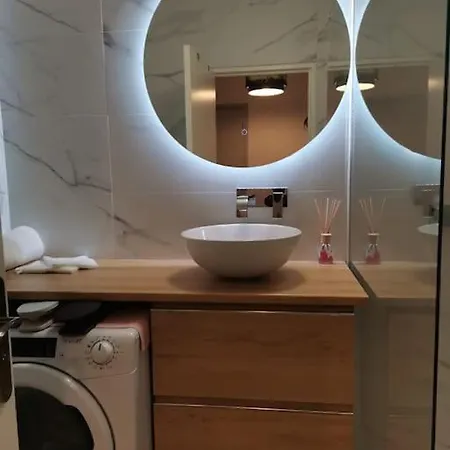 Superbe Neuf Et Moderne. Pau